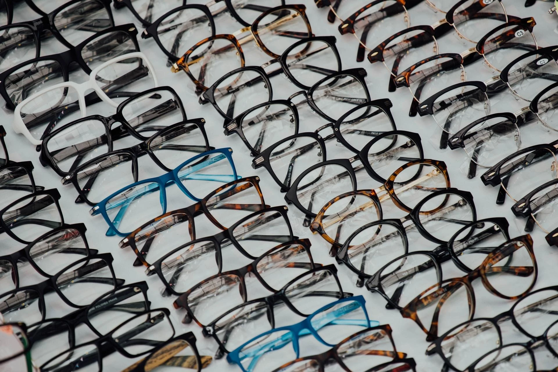 Do You Know Why Your Eyeglasses Are So Expensive?