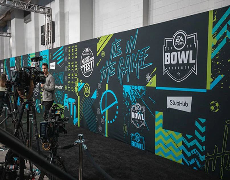 Maximizing Brand Exposure with Step-and-Repeat Banners