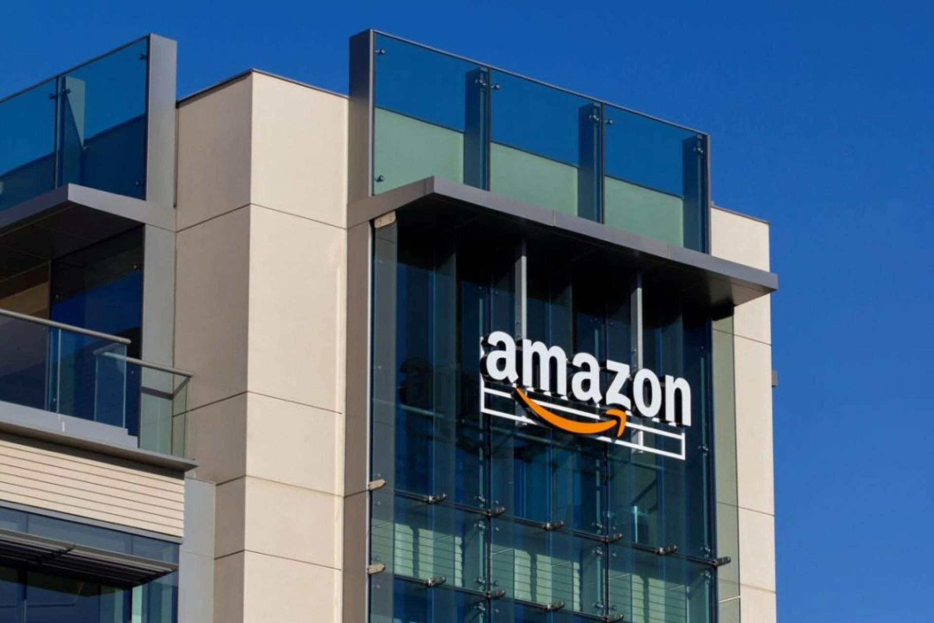 Strategies to Improve Your Ranking: Amazon Training in Multan