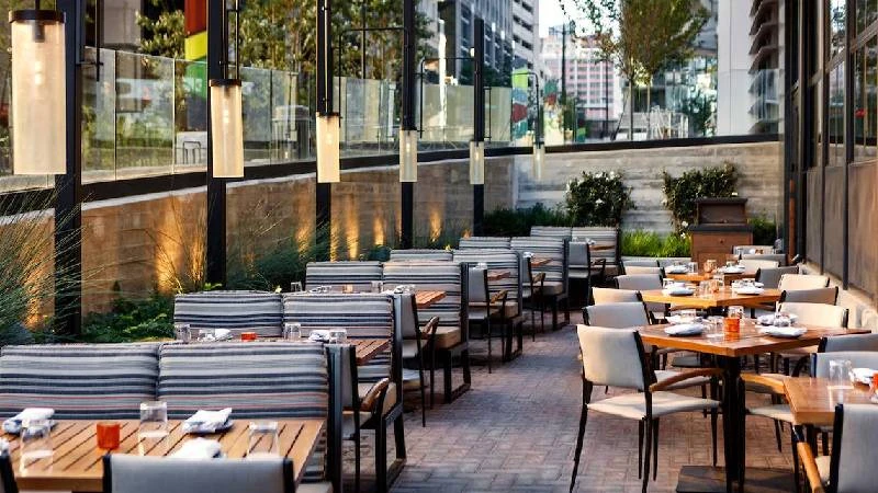 Elevate Your Home's Exterior with Top Siding Contractors in Brampton