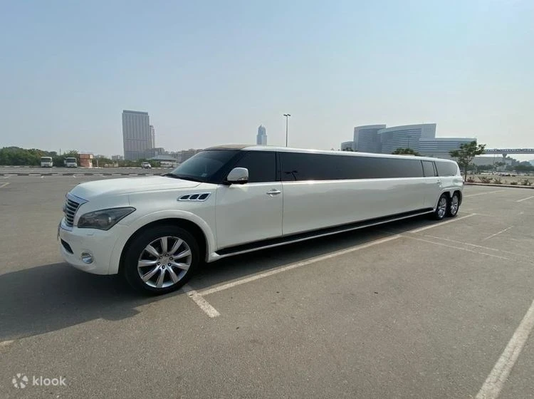 Luxury Travel Unveiled: Exploring NYC with Premier Limo Service