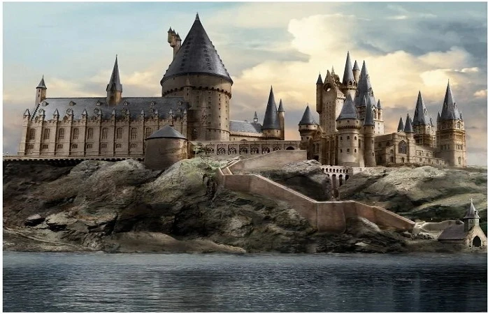 Hogwarts: 5 Things That Only Book Fans Know