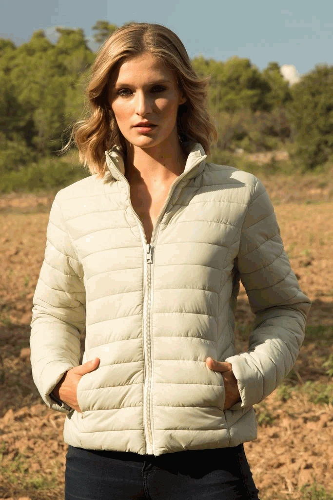 Different Kinds of Winter Jacket to Make You Feel Warm this Winter