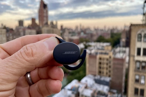 BOSE SPORT EARBUDS: A COMPLETE REVIEW