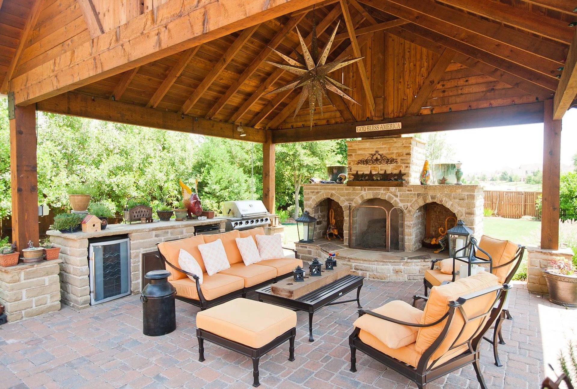 What Are the Advantages of Having An Outdoor Kitchen?