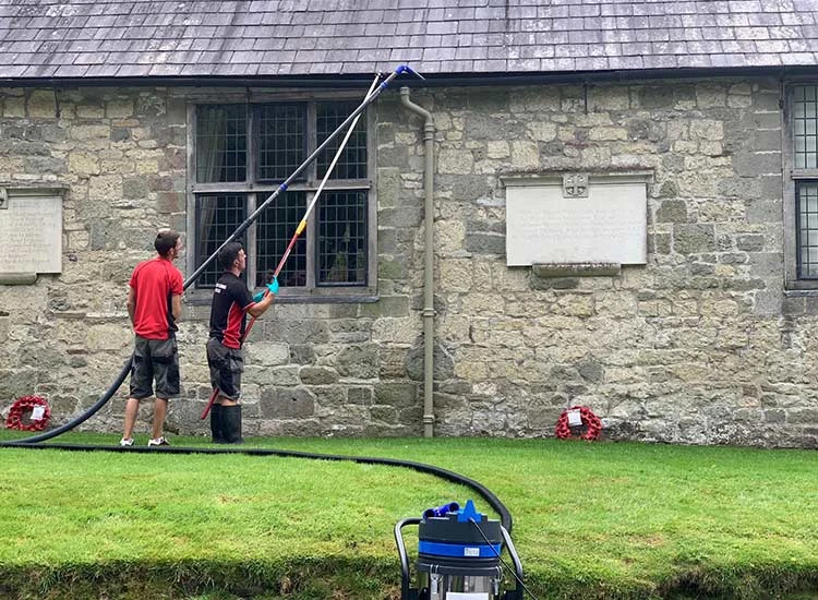 Render Cleaning Service Swindon