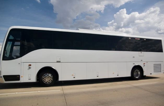 5 Benefits of Opting for Shuttle Bus Rental for Corporate Events in San Francisco