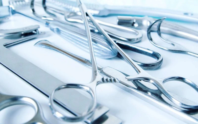 Merits &amp; Risks Of Bariatric Surgery In Younger Teens