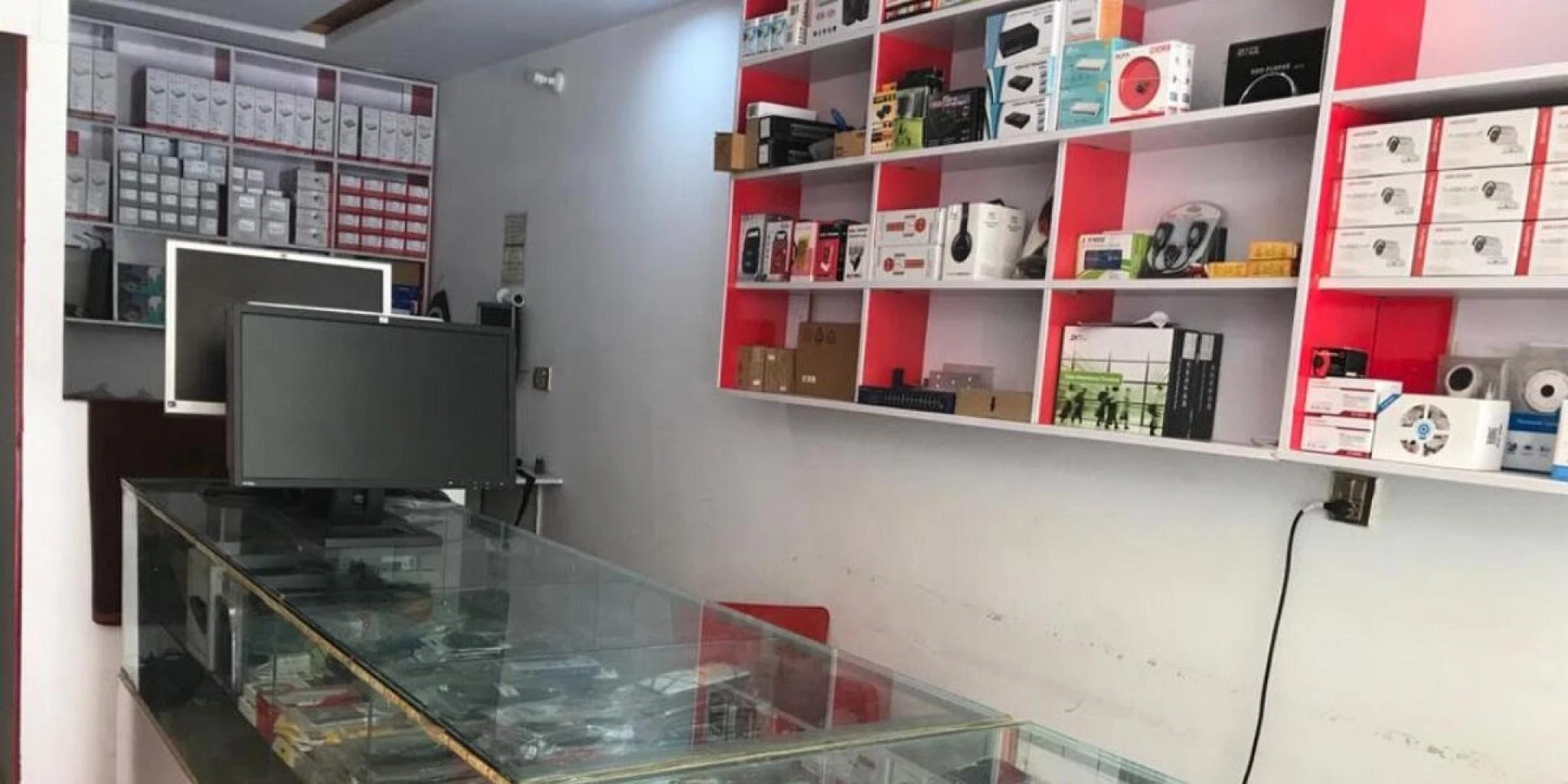 Exploring the Best Camera Stores in Pakistan: A Photographer's Guide