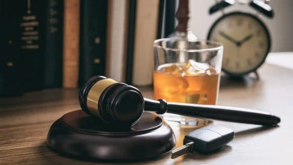 Top 10 Benefits of Hiring DWI Lawyers in Houston for Your Case
