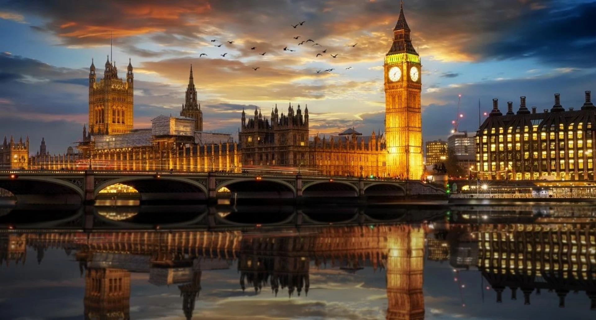 VISITING LONDON ON A BUDGET