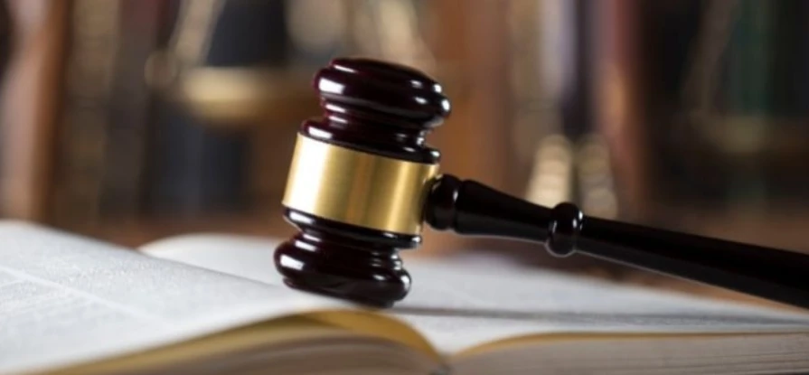 Commercial Litigation Lawyer Services