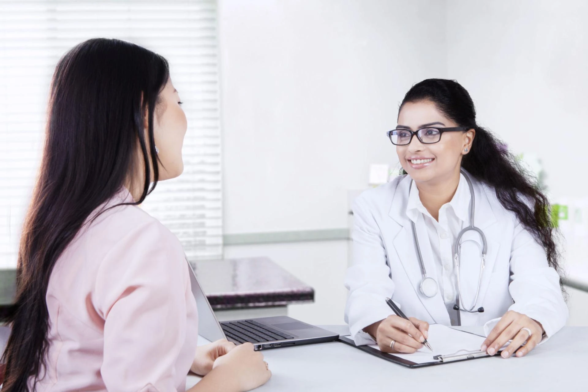 How should one prepare for an IVF?