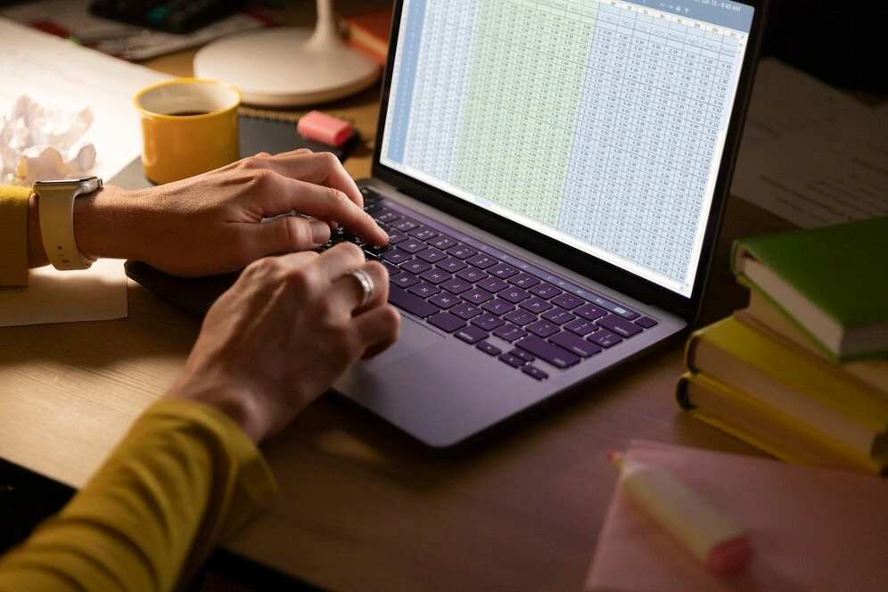 United Name Change on Ticket: Explained Policies and Fees