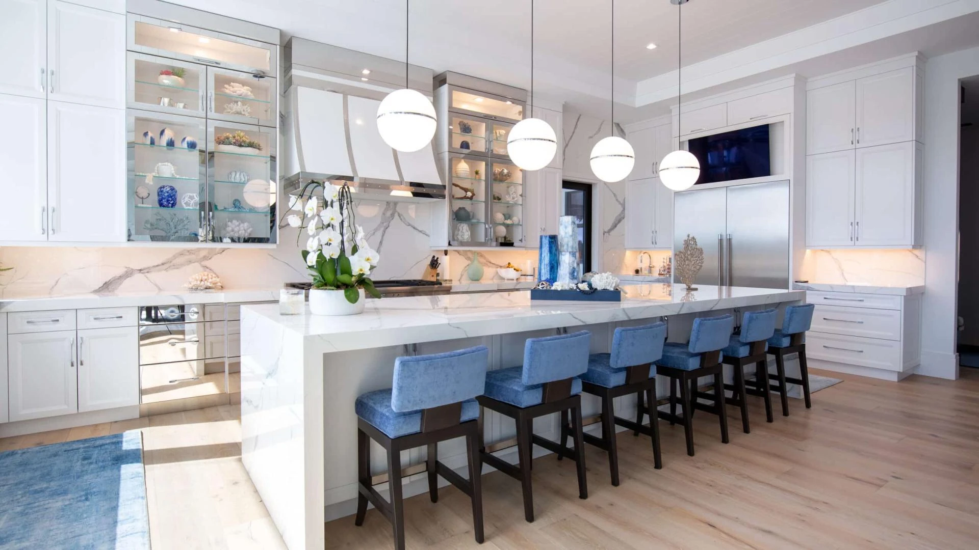 How to Choose the Right Cabinet Hardware for Your Kitchen?