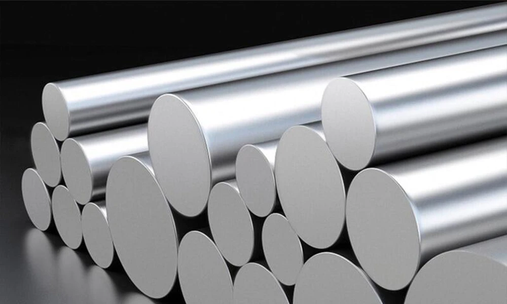 Stainless Steel Round Bars in the Oil and Gas Sector: Challenges and Solutions