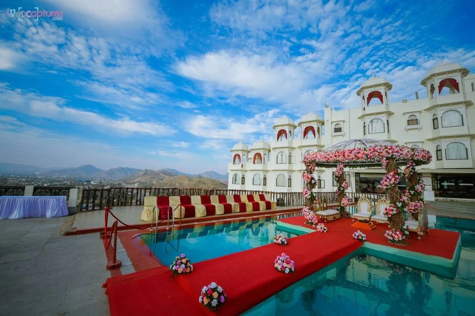 Udaipur Monsoon Magic: Stay at Luxe Resorts