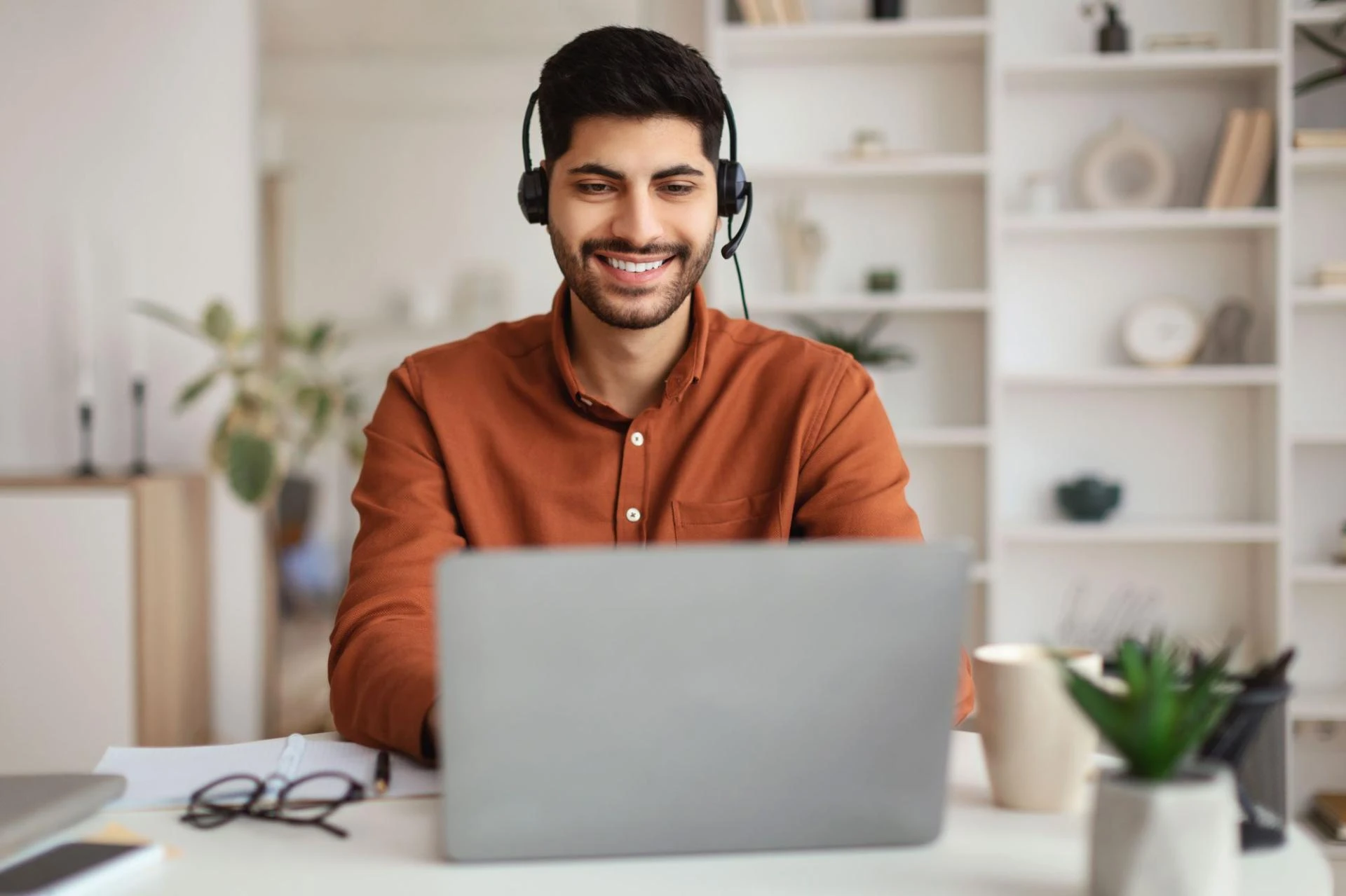 Outbound Call Center and Virtual Personal Assistant Solutions