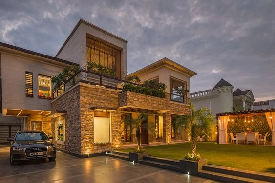 Shantam Parmeshwar Residence: Contemporary Class and Comfort