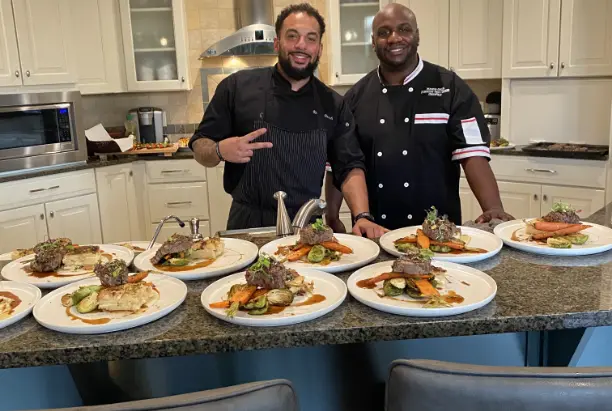 How do you choose a wedding catering service in Louisville?