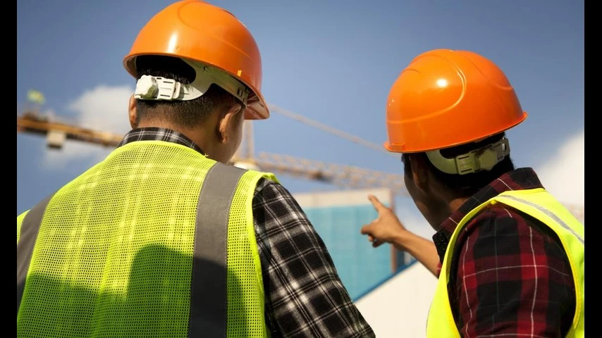What Are the Benefits of Safety Signage and Signals in NEBOSH Safety Course?