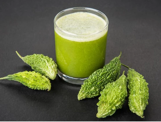 The Benefits and Uses of Bitter Lemon Juice