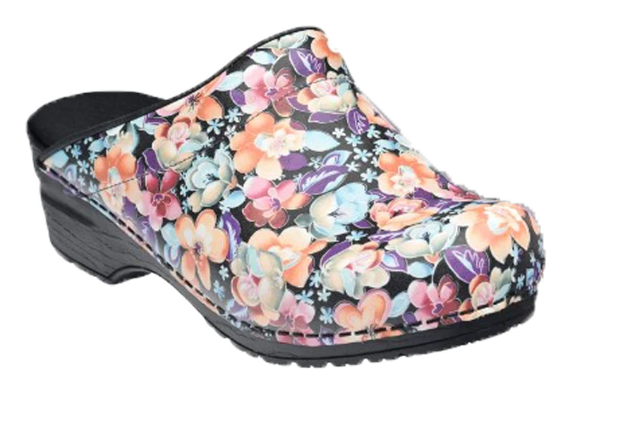 The Essential Guide to Choosing the Best Nursing Shoes for Female Nurses in Australia