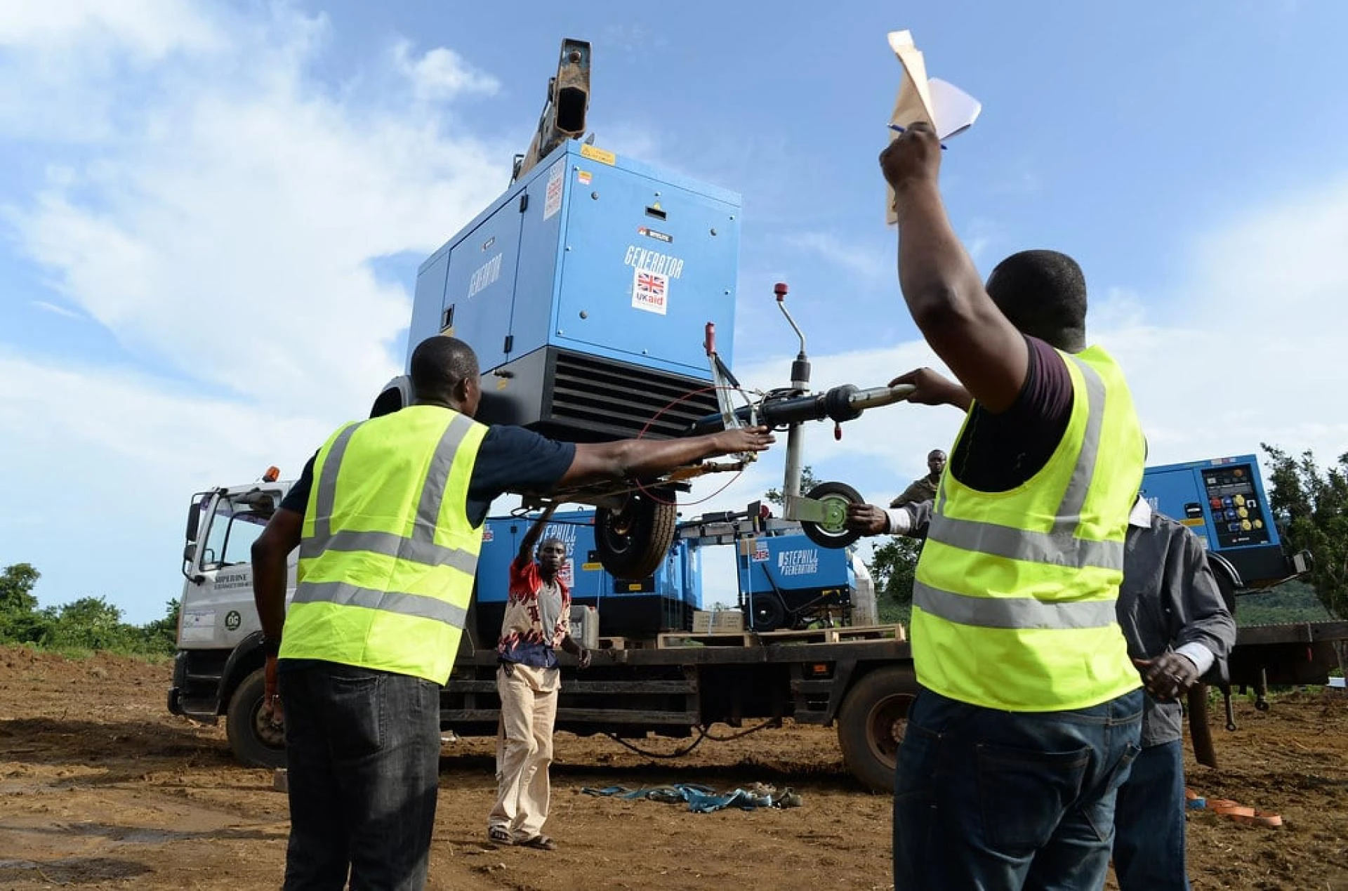 Why Auto Mechanics Should Consider a Power Generator?