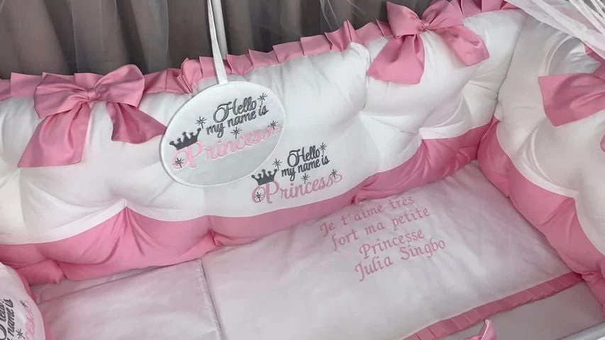 Cum Sa Alegi Hainutele pentru Primii Ani de Viata