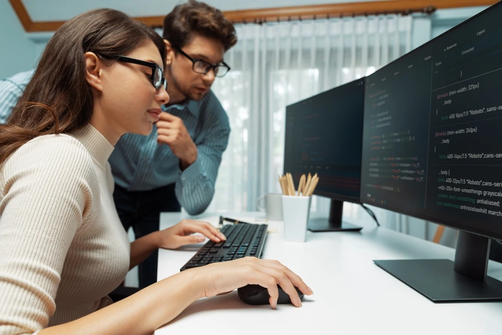 Master the Latest Programming Technologies with Our Software Development Training Programs