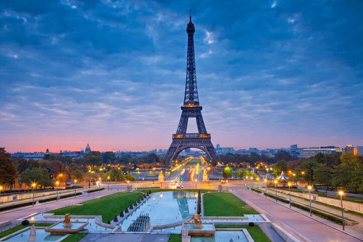 Must-Visit Places Around the Globe: A Journey of a Lifetime