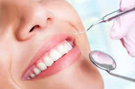Teeth Whitening and Its Effect on Dental Implants