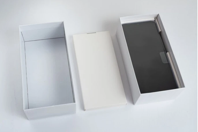 How to Choose the Right Materials for Custom Snap Lock Bottom Boxes