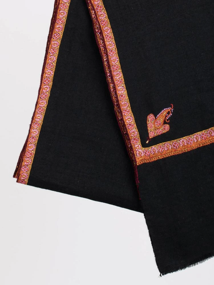 Beautiful Pashmina Shawls Must Have