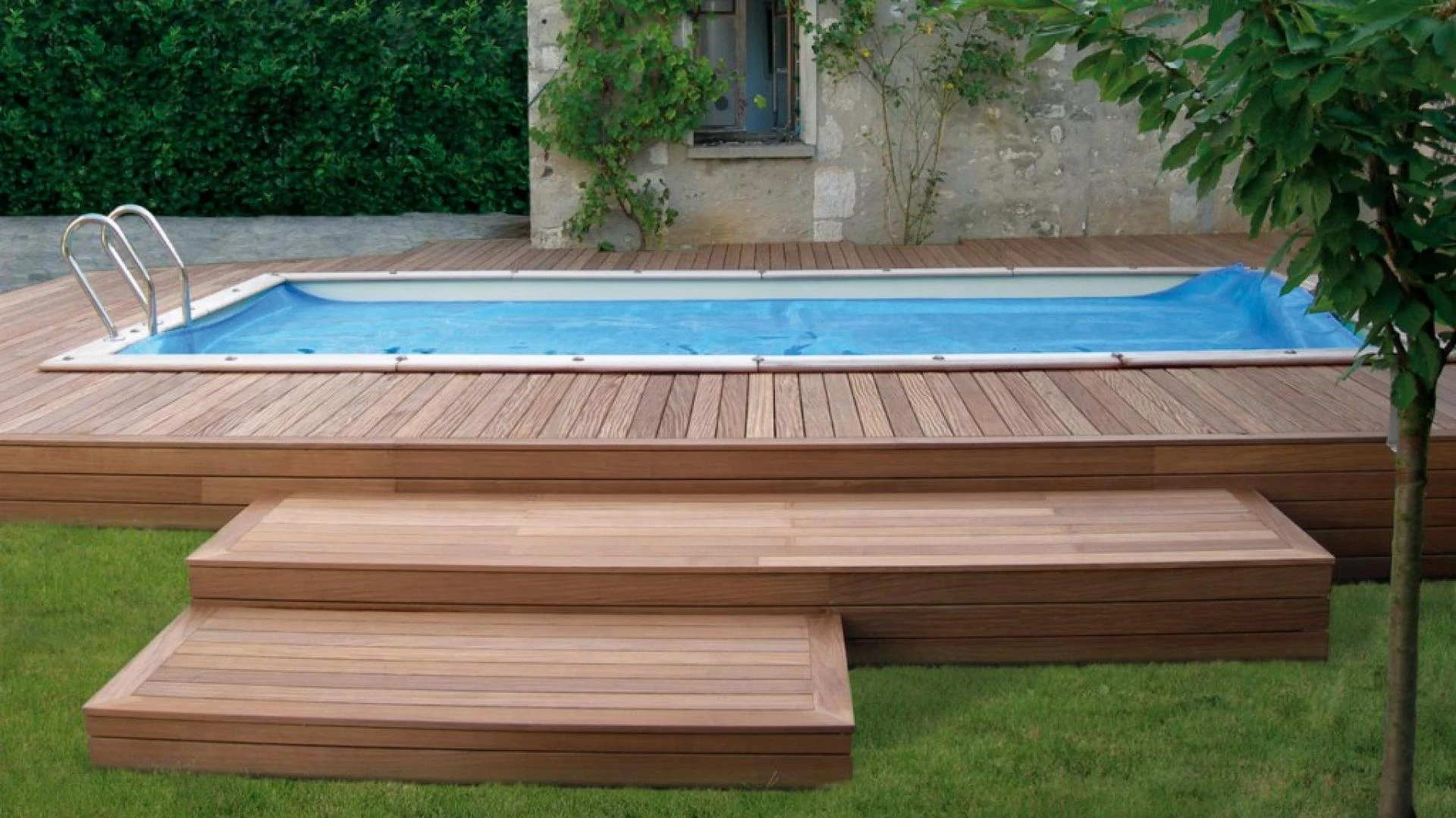 Innovative Techniques in Pool Plaster Refinishing