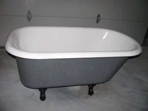 The Benefits of Professional Clawfoot Tub Resurfacing