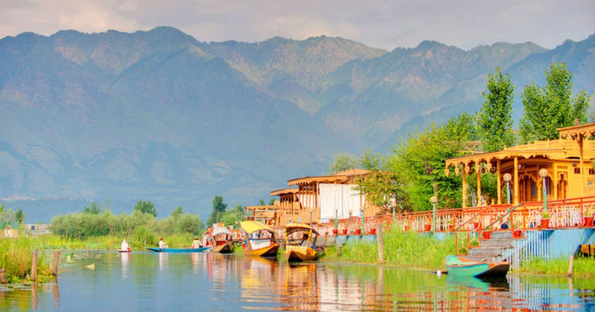 Kashmir Package Tour from Kolkata with NatureWings