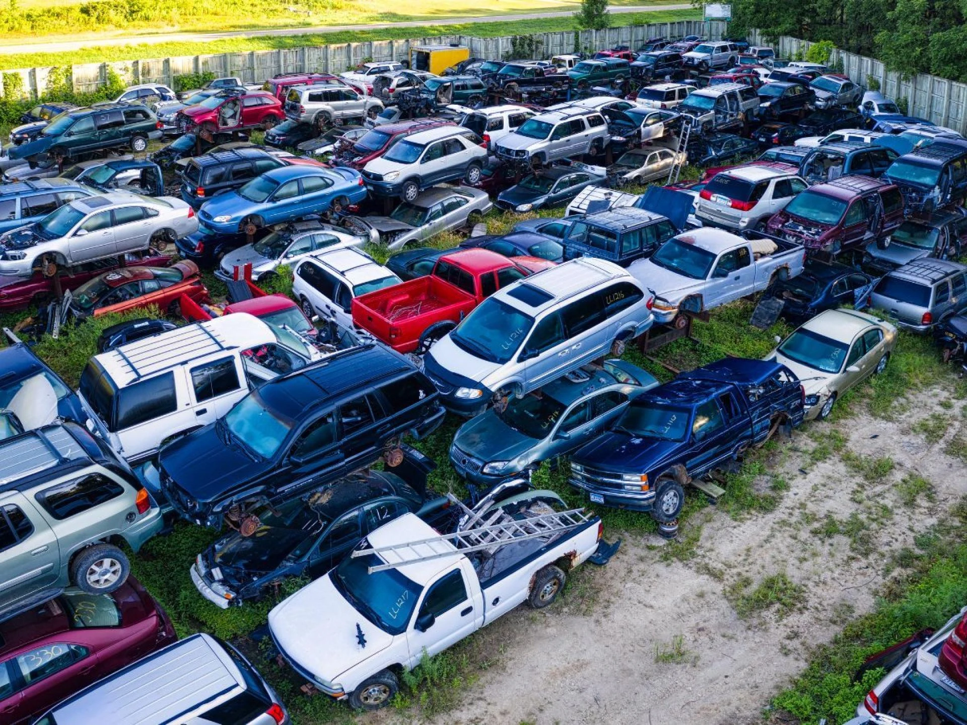 Turning Clutter into Cash: The Ultimate Guide to Junk Car Removal in Akron, OH with Cortez Auto Repair