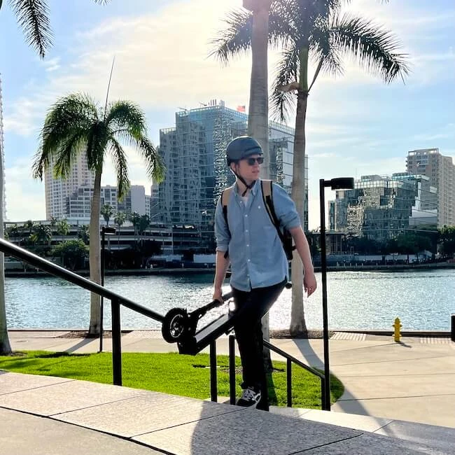 Why Every Adult Needs an Electric Scooter for Daily Commuting