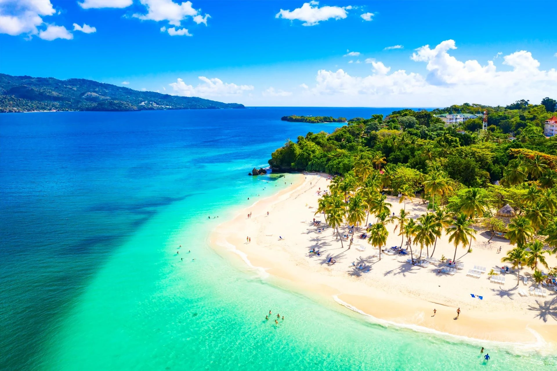 Caribbean Dreams: A Tropical Tapestry for Your Destination Wedding