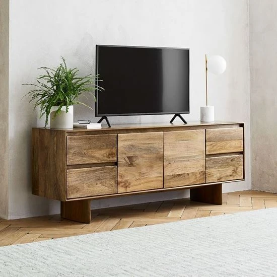 7 Reasons Why You Should Buy a New TV Unit Online?