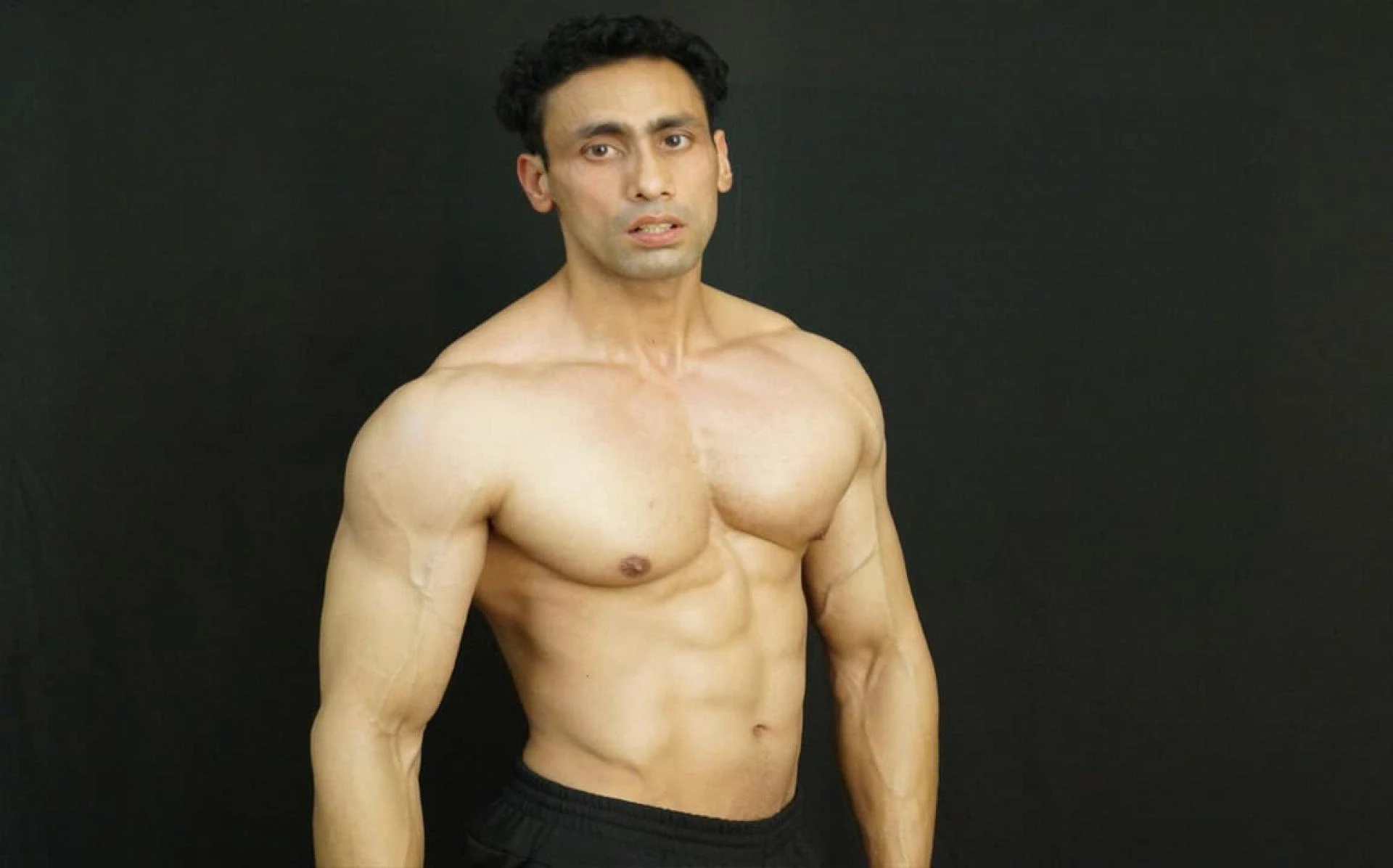 How to make money through online fitness coaching services