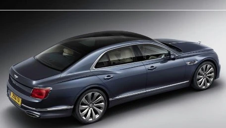 Is the most popular model at the Guangzhou Auto Show a Bentley or a Lamborghini?