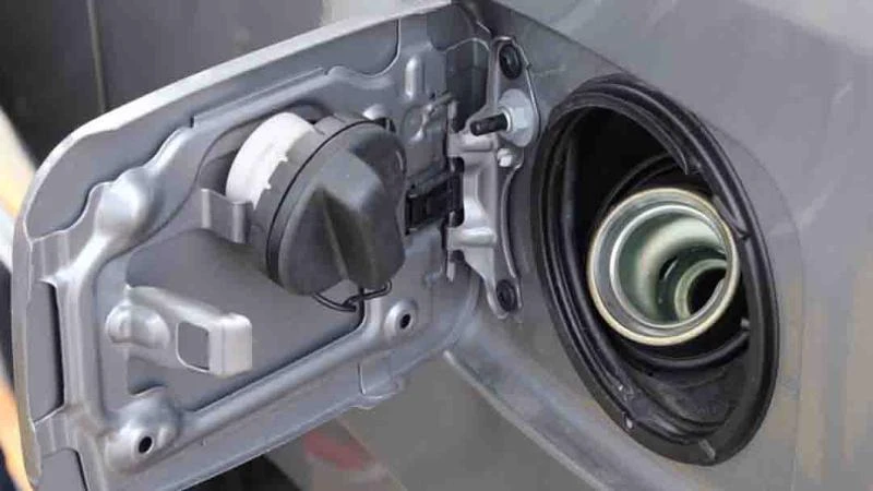Something You Must Know to Find Out the Location of the Tank Cap