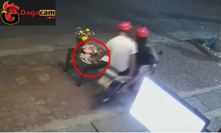 Bật cười với những clip trộm gà cúng “cô hồn” của các thanh niên