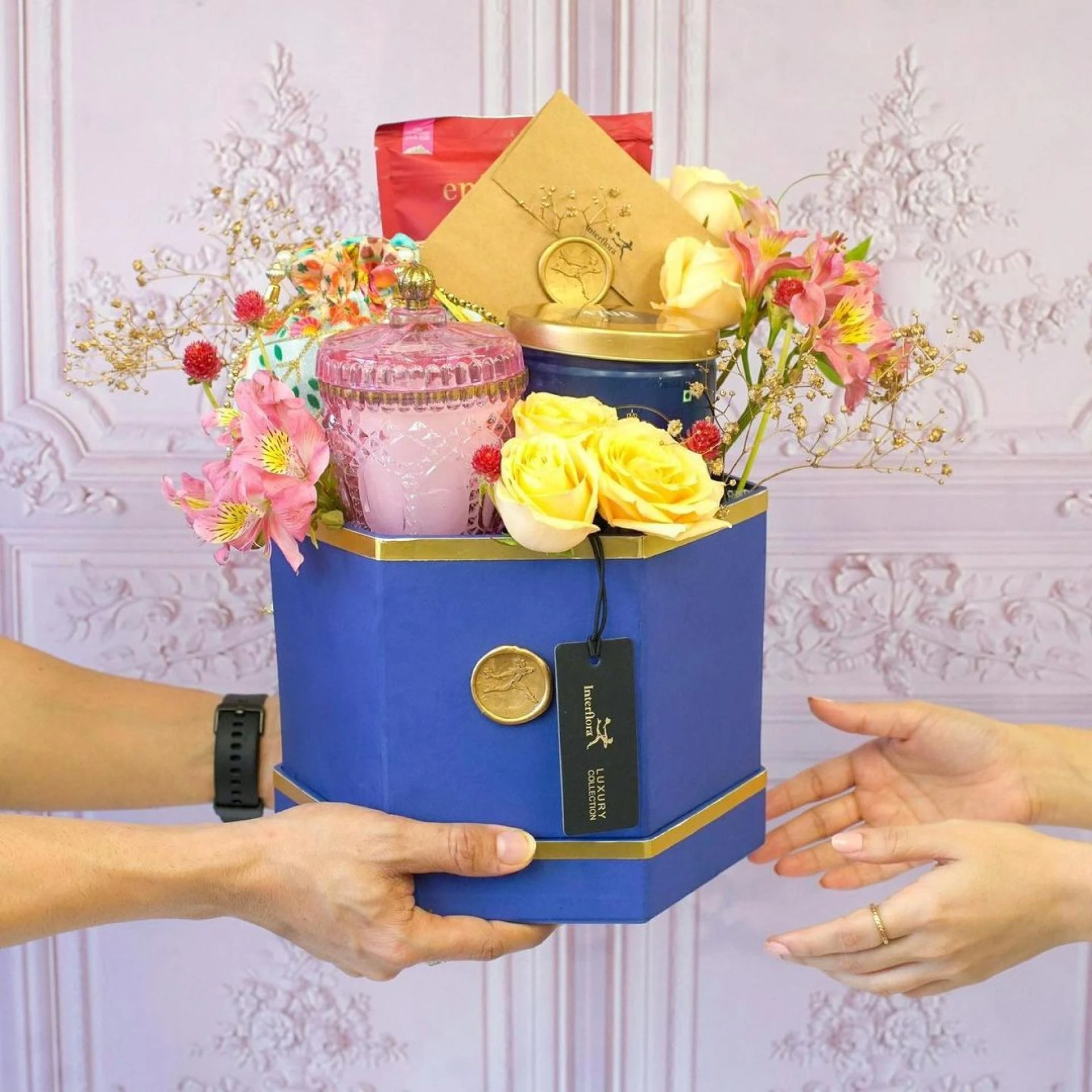 Online Flower Delivery to Jalandhar by Interflora India