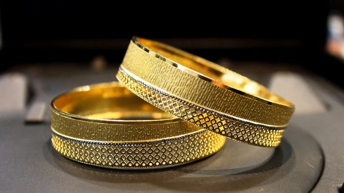 SAVINGS CAN BE OPTIMALLY MANAGED THROUGH GOLD LOAN