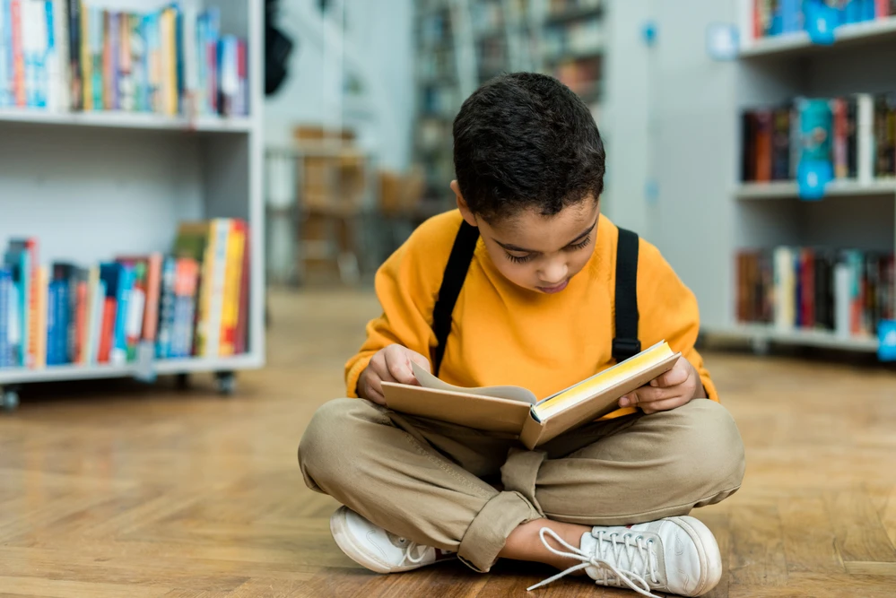 Motivate Young Kids To Read In This Digital Age