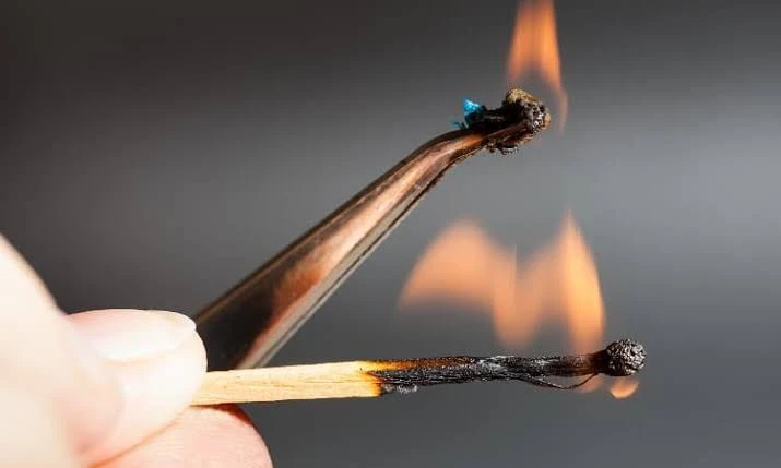 how to do a burn test on fabric