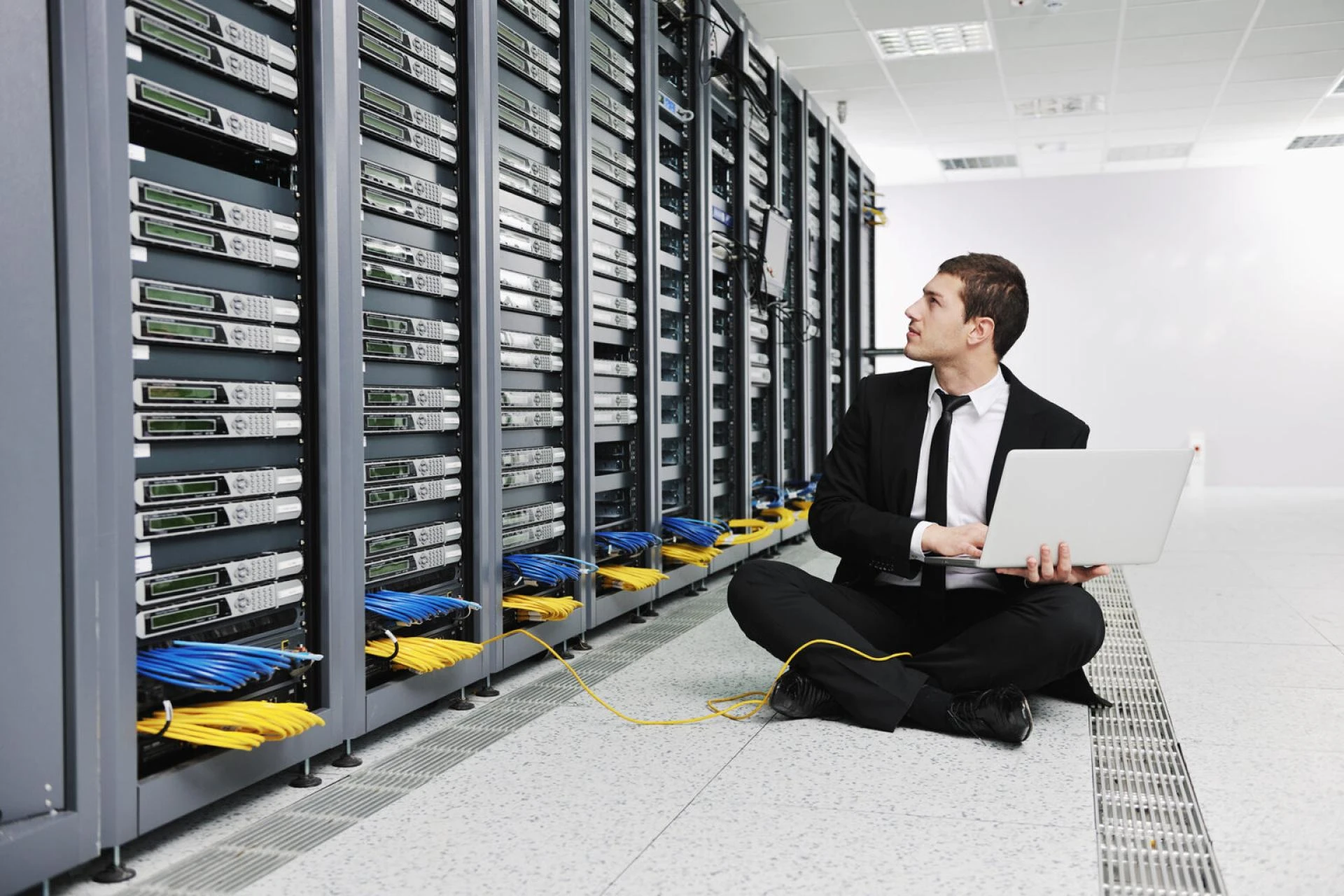 13 Critical Server and Solution Benefits You Can\'t Ignore
